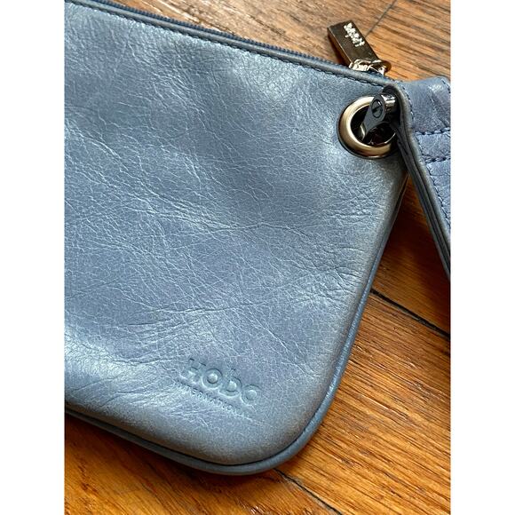 HOBO INTERNATIONAL Blue Leather Clutch/Wristlet - Picture 2 of 9